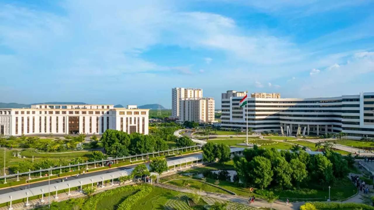 Vellore Institute of Technology (VIT Chennai, VIT Vellore, VIT AP, VIT-Bhopal) campus gallery image 4