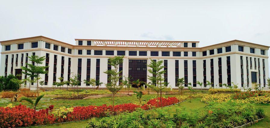 Vellore Institute of Technology (VIT Chennai, VIT Vellore, VIT AP, VIT-Bhopal) campus gallery image 6