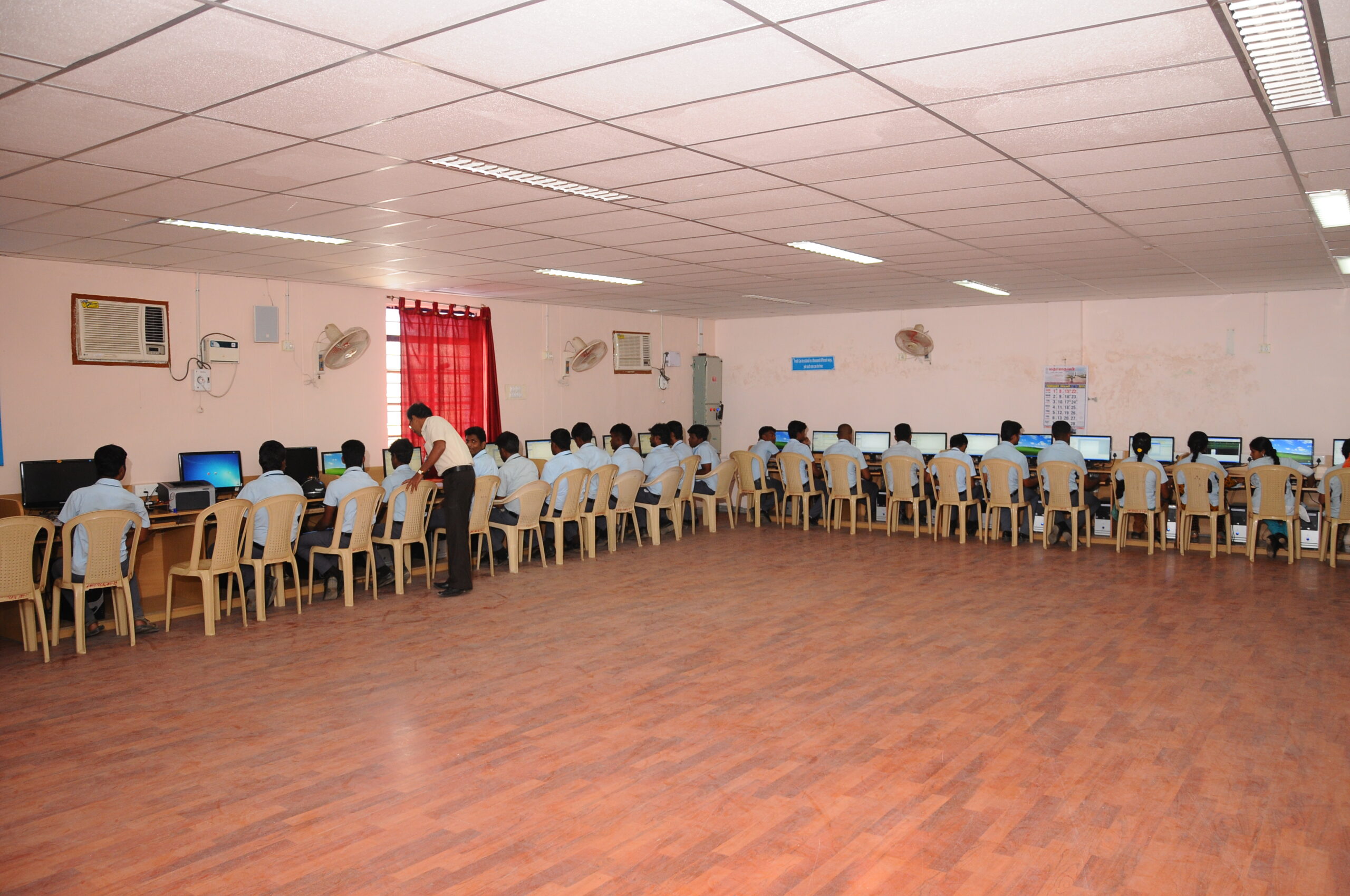 Latha Mathavan Engineering College campus gallery image 5