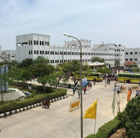 Sathyabama Institute of Science and Technology campus gallery image 3