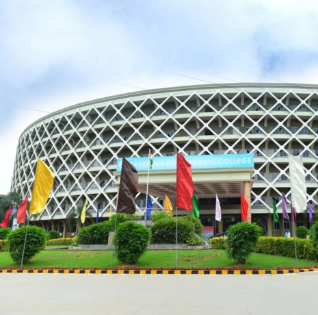 Saveetha Engineering College (Autonomous) campus gallery image 3