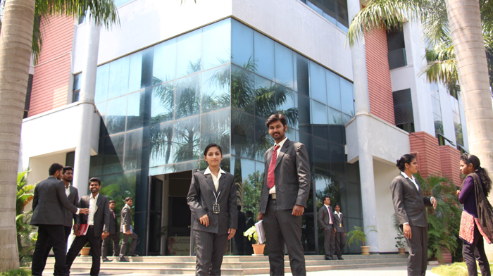 Shree Venkateswara Group of Institutions campus gallery image 2