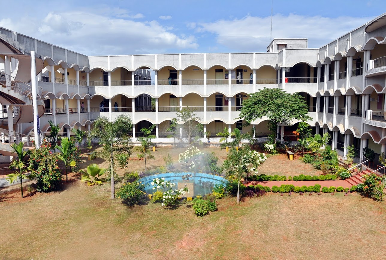 University College of Engineering campus gallery image 3