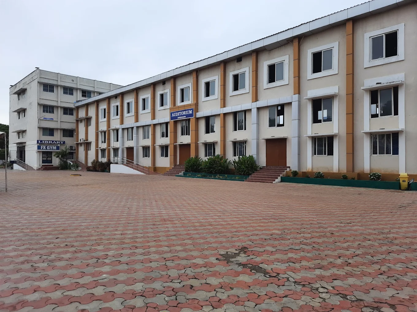 Francis Xavier Engineering College campus gallery image 3