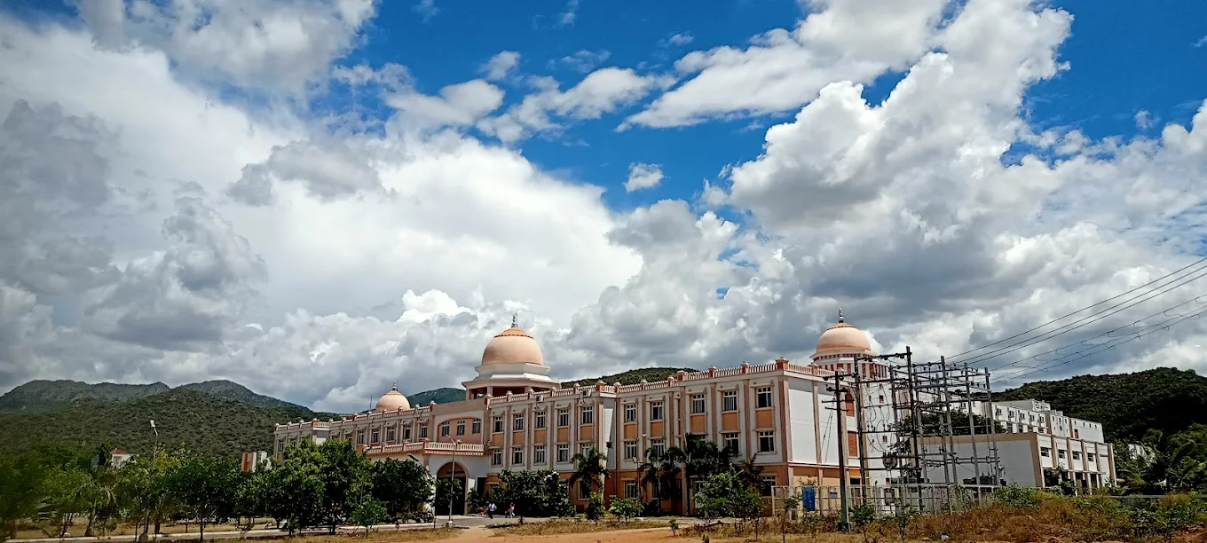 Government College of Engineering campus gallery image 5