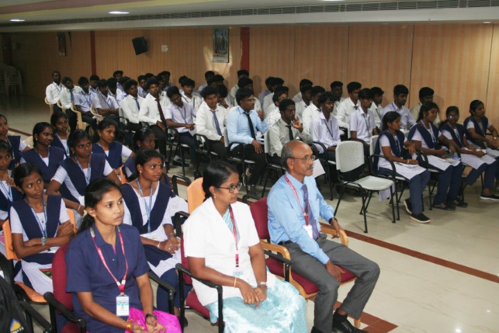 Roever Engineering College, Perambalur placement image 1